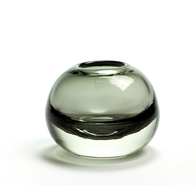 Henry Dean Vase H. Maraj, Olive