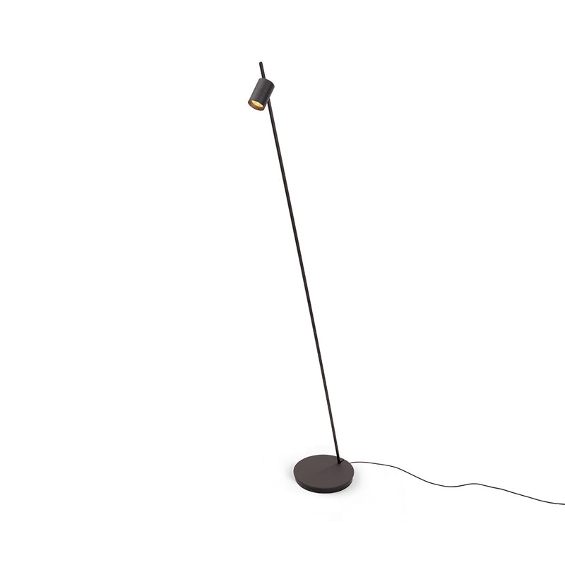 Trizo21 Aude Stehlampe in der Farbe Gunmetal aus Messing.
