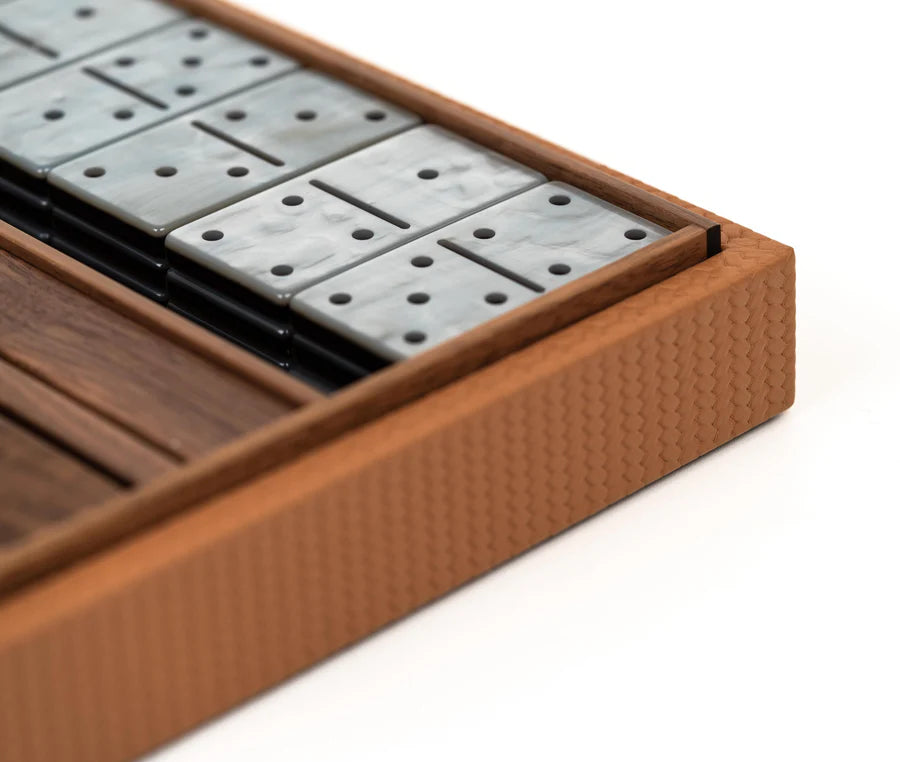 Pinetti, Dominos