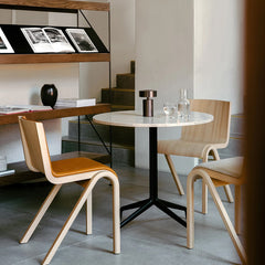 Menu-Columns-LED-Tischlampe