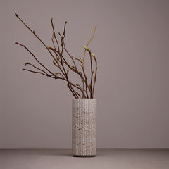 Nicholas Schuybroek Vase aus Kalkstein