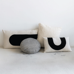 UNC Kissen Modern Art in Weiss und Schwarz